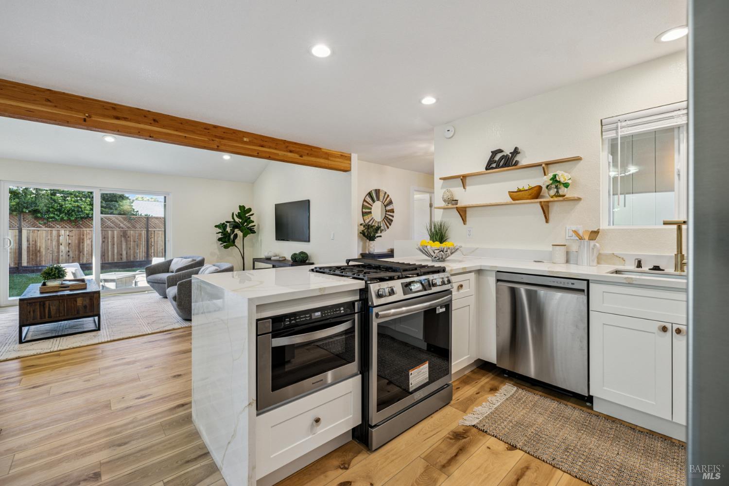 Detail Gallery Image 18 of 60 For 8023 Washington Ave, Sebastopol,  CA 95472 - 4 Beds | 2 Baths