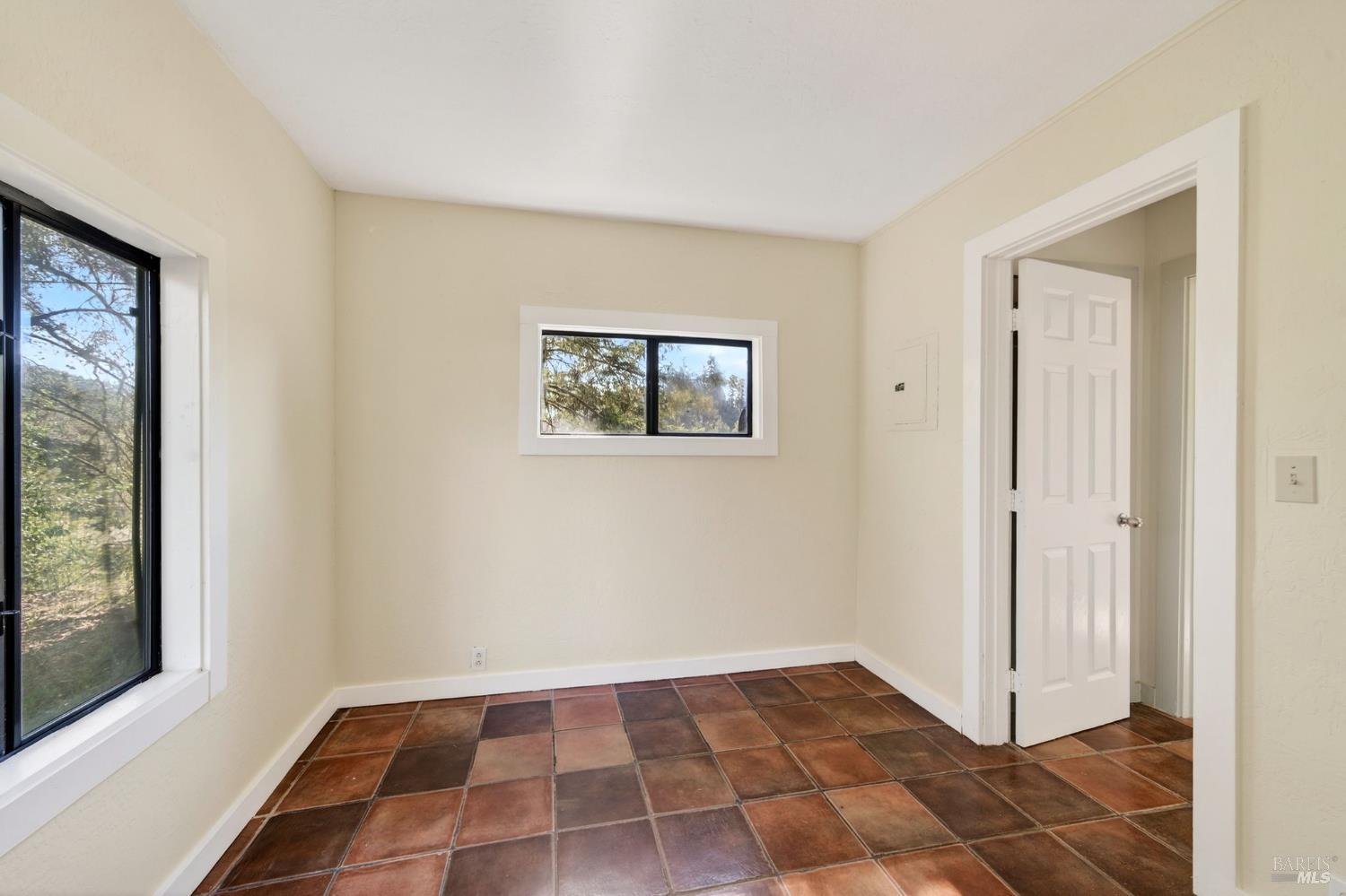 Detail Gallery Image 29 of 35 For 8680 128 Hwy, Philo,  CA 95466 - 1 Beds | 1 Baths