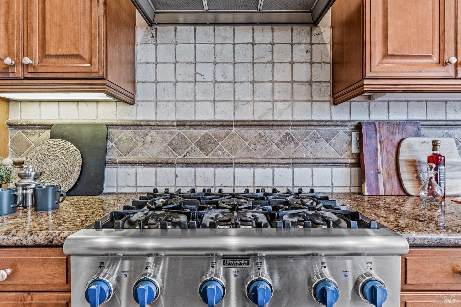 Detail Gallery Image 42 of 53 For 3924 Jefferson St, Napa,  CA 94558 - 3 Beds | 2 Baths