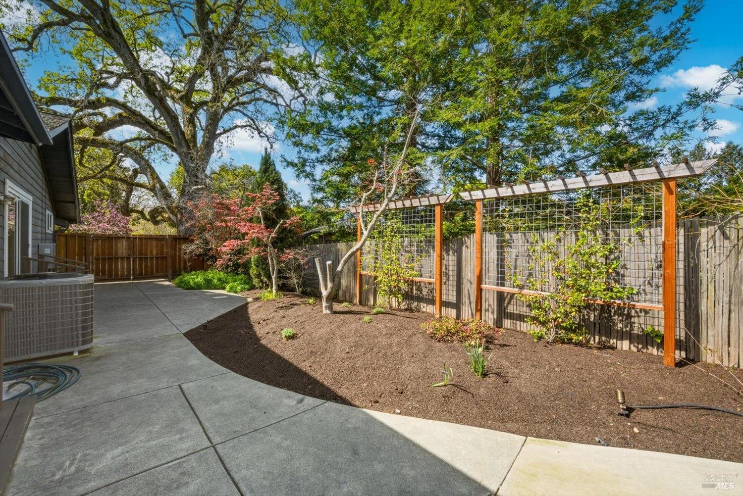 Detail Gallery Image 73 of 80 For 1038 Lorraine Dr, Napa,  CA 94558 - 4 Beds | 2 Baths