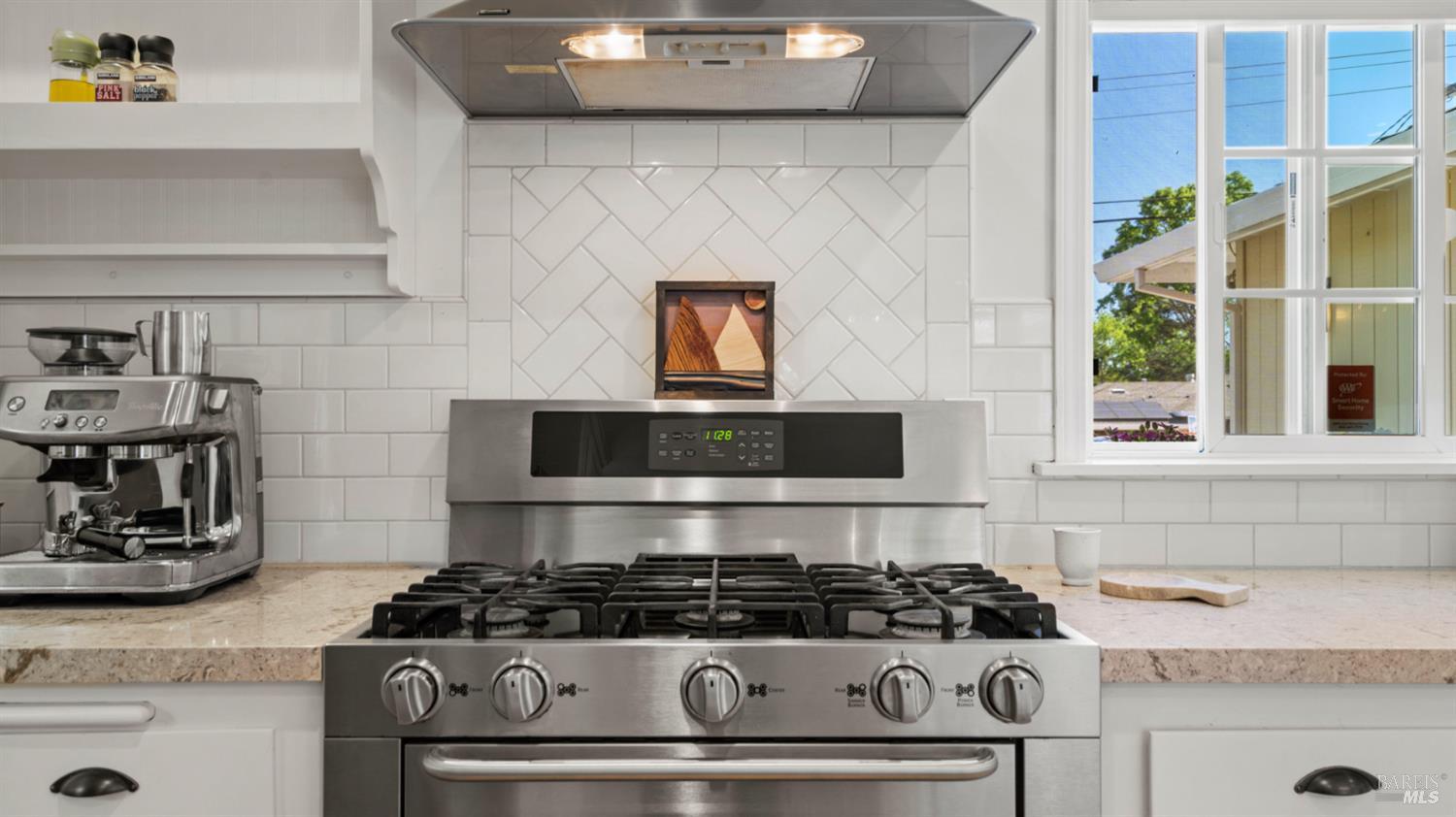 Detail Gallery Image 20 of 54 For 1427 Dawes St, Novato,  CA 94947 - 4 Beds | 3 Baths