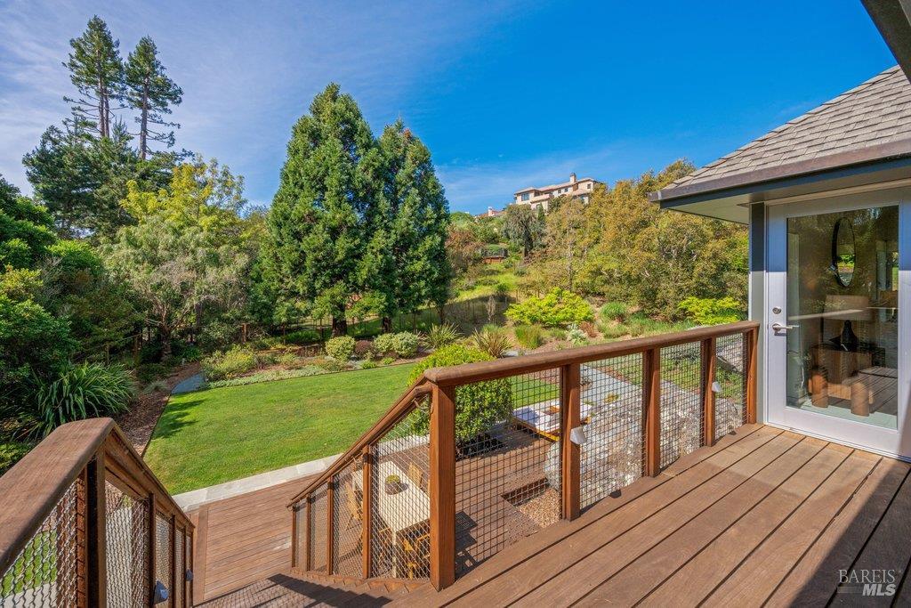 Detail Gallery Image 74 of 89 For 103 Reed Ranch Rd, Tiburon,  CA 94920 - 5 Beds | 4 Baths