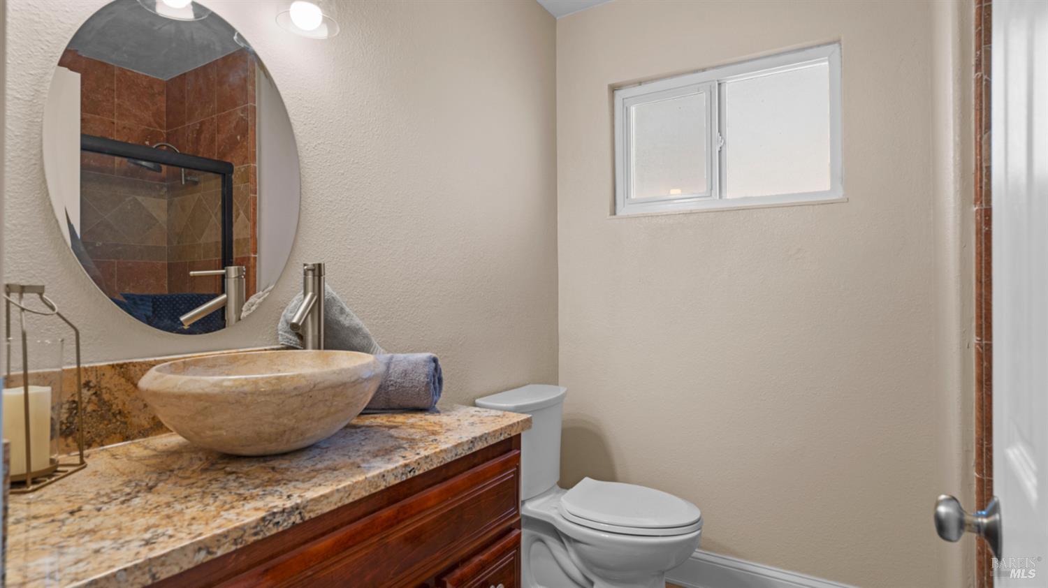 Detail Gallery Image 34 of 67 For 191 Bel Air Dr, Vacaville,  CA 95687 - 5 Beds | 2/1 Baths