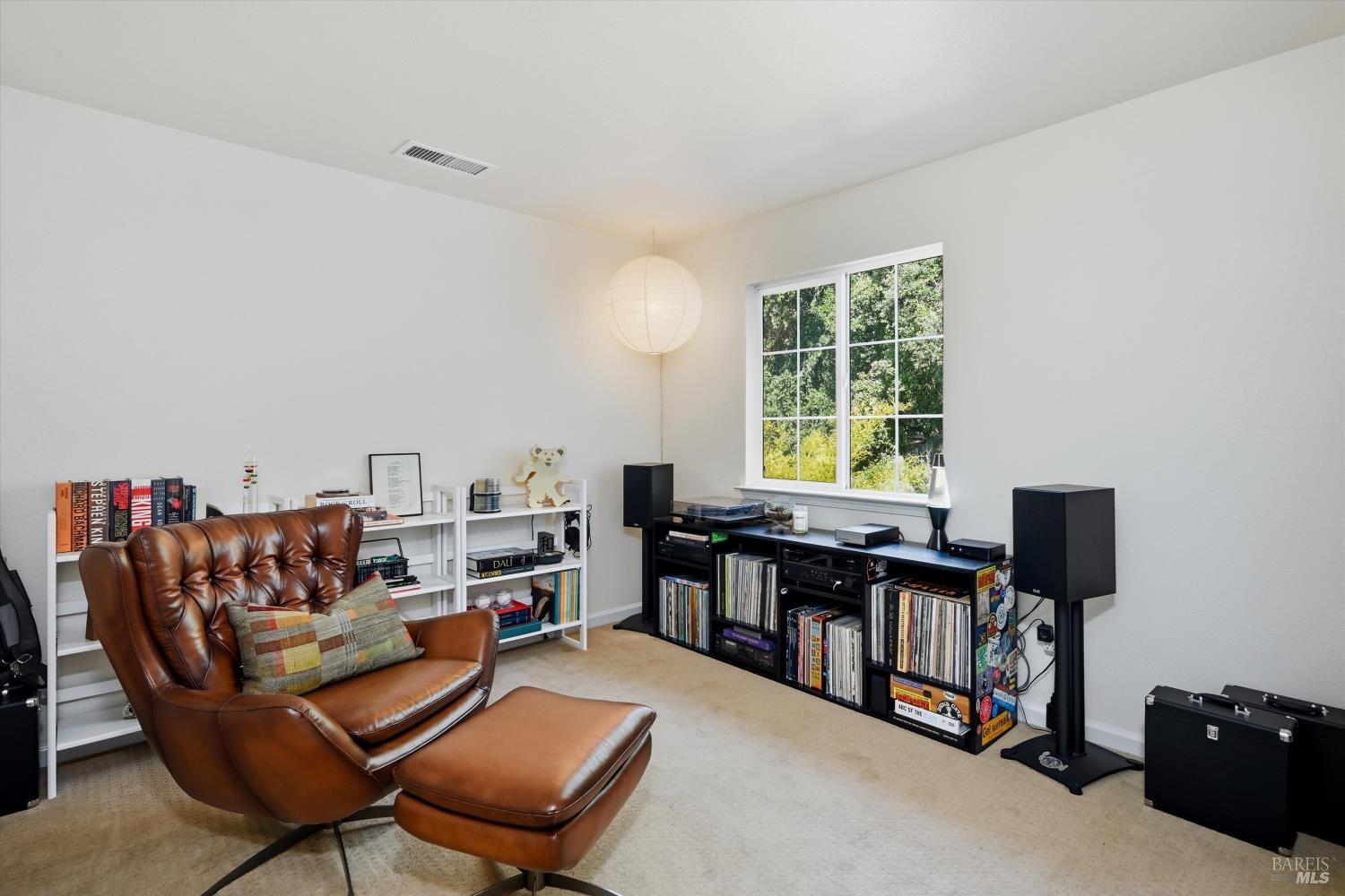 Detail Gallery Image 34 of 47 For 104 Village Oaks Ct, Healdsburg,  CA 95448 - 4 Beds | 2/1 Baths