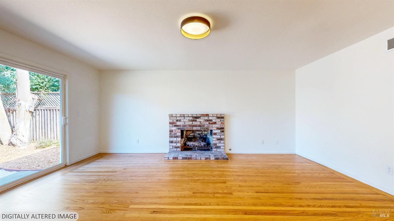 Detail Gallery Image 11 of 73 For 2257 Yucca St, Santa Rosa,  CA 95405 - 3 Beds | 2 Baths