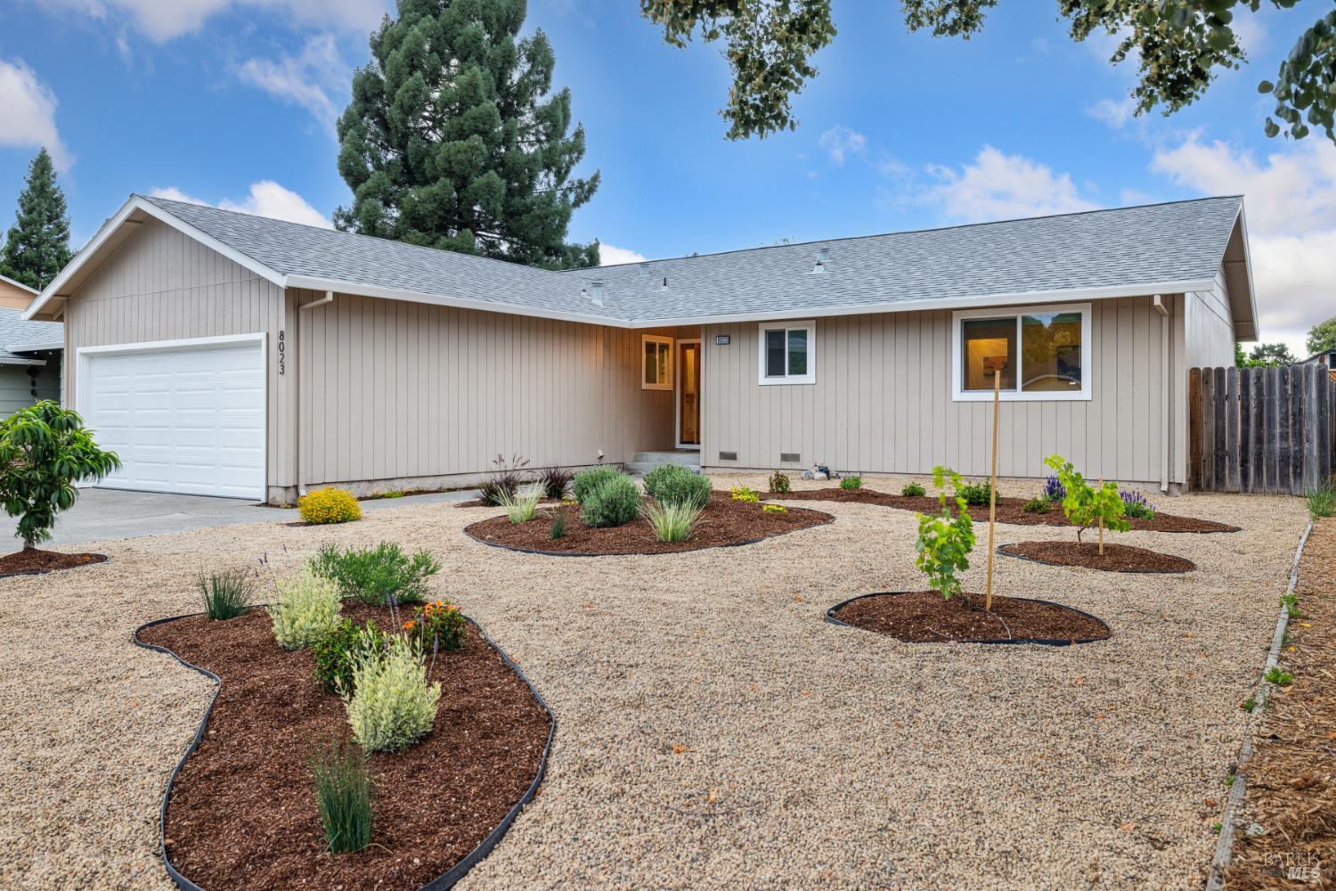 Detail Gallery Image 2 of 60 For 8023 Washington Ave, Sebastopol,  CA 95472 - 4 Beds | 2 Baths