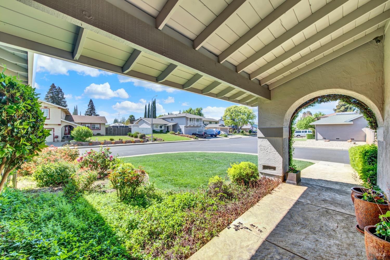 Detail Gallery Image 16 of 91 For 3225 W Pelham Ct, Fairfield,  CA 94534 - 3 Beds | 2 Baths