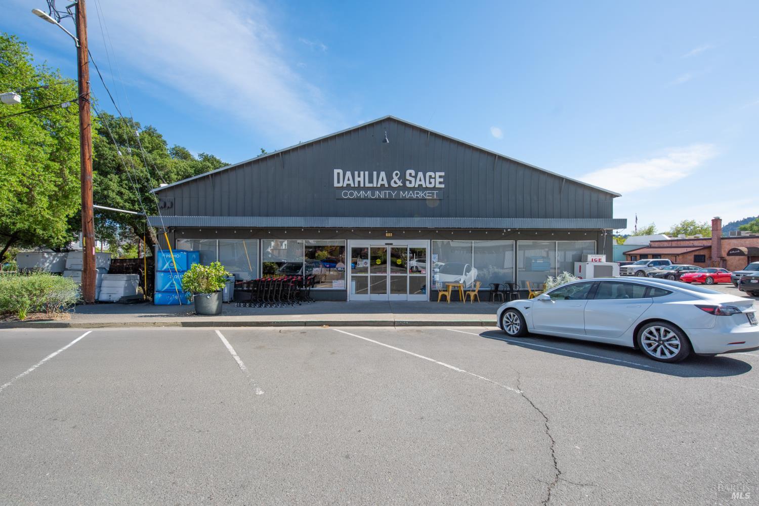 Detail Gallery Image 9 of 21 For 115 E 2nd St, Cloverdale,  CA 95425 - – Beds | – Baths