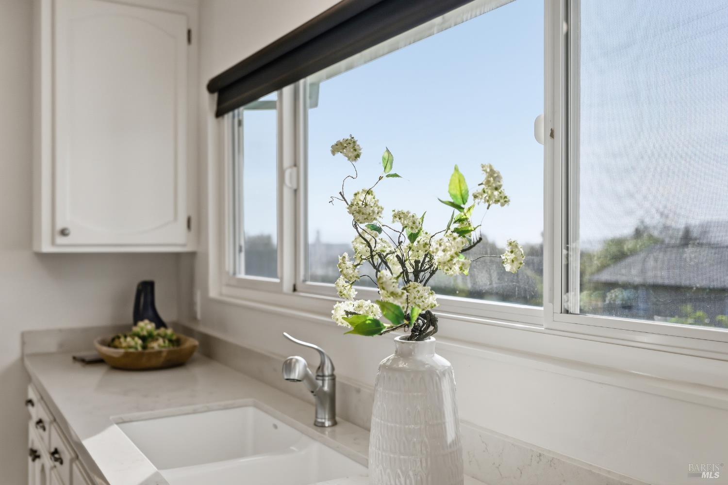 Detail Gallery Image 18 of 52 For 510 Kent St, Petaluma,  CA 94952 - 3 Beds | 2 Baths