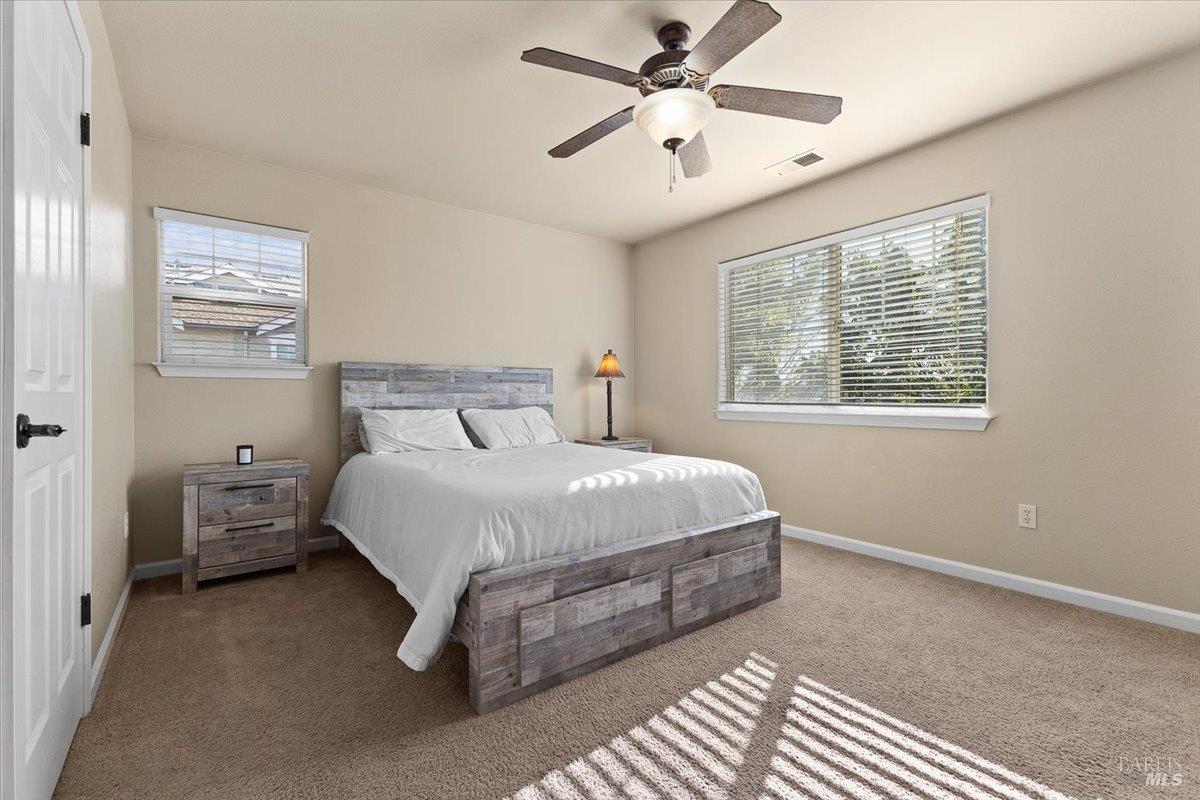 Detail Gallery Image 10 of 26 For 2310 Iroquois St, Santa Rosa,  CA 95403 - 3 Beds | 2/1 Baths