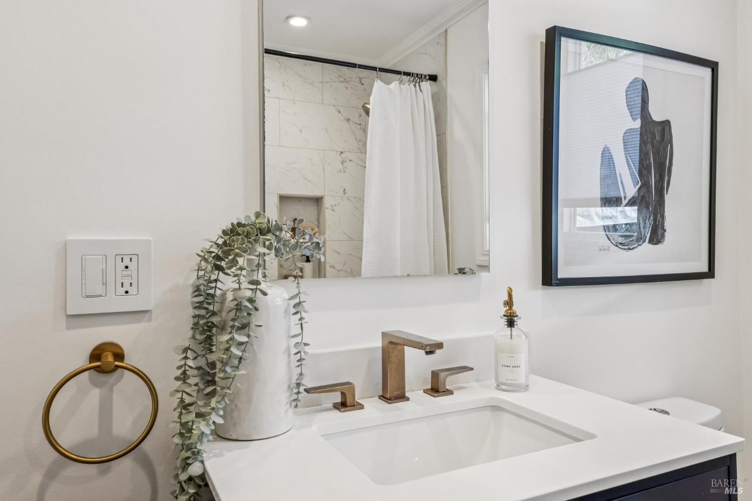 Detail Gallery Image 29 of 49 For 355 Irwin St, San Rafael,  CA 94901 - 3 Beds | 1 Baths