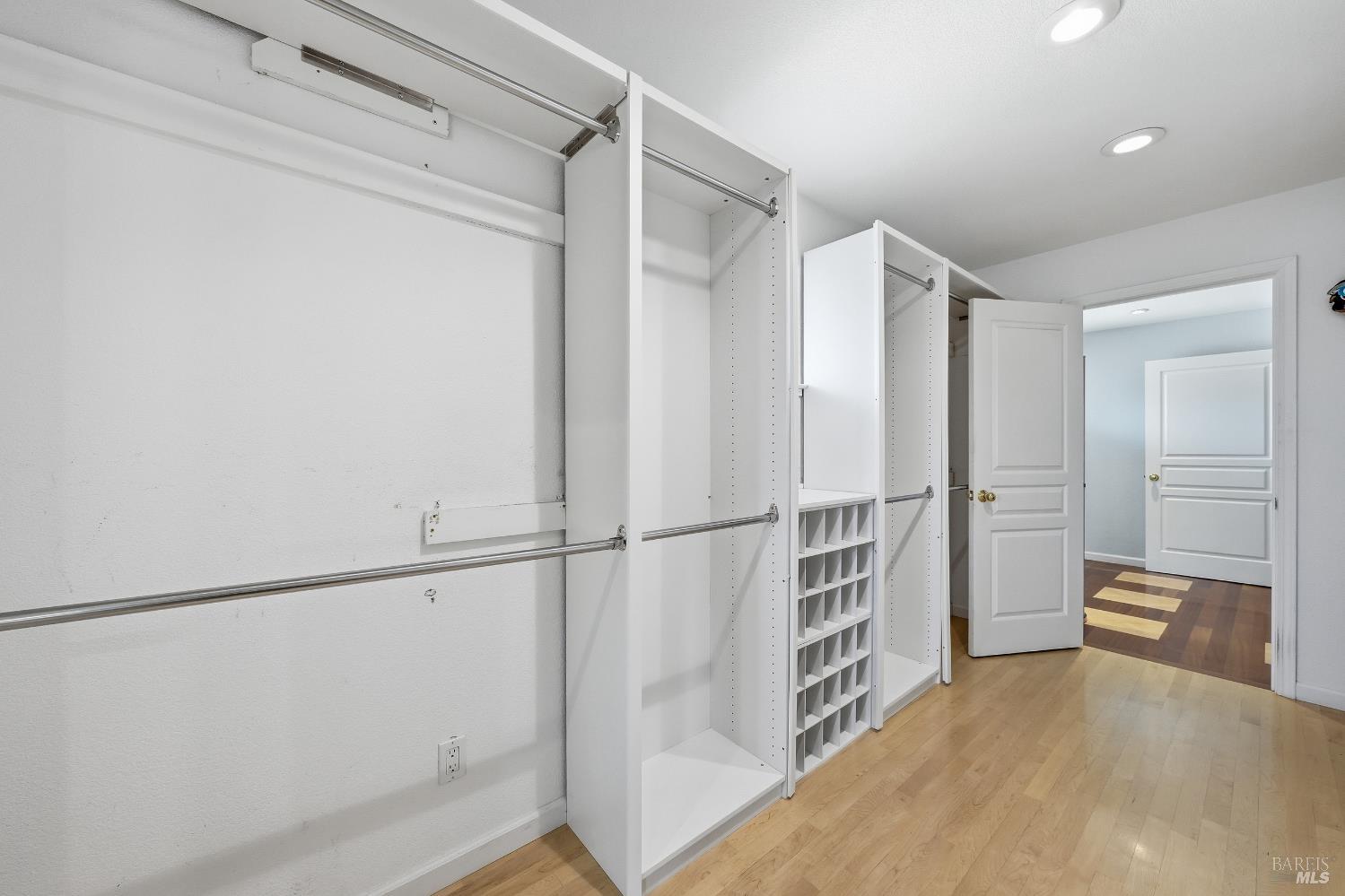 Detail Gallery Image 45 of 72 For 1050 Oak Park Way, Lakeport,  CA 95453 - 3 Beds | 2/1 Baths