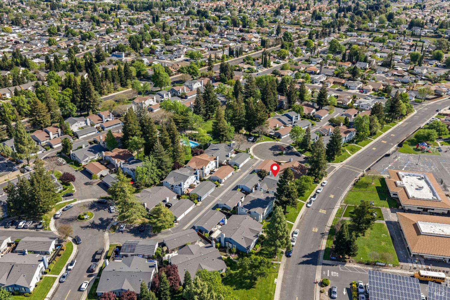 Detail Gallery Image 42 of 51 For 131 Cambridge Dr, Vacaville,  CA 95687 - 3 Beds | 2/1 Baths