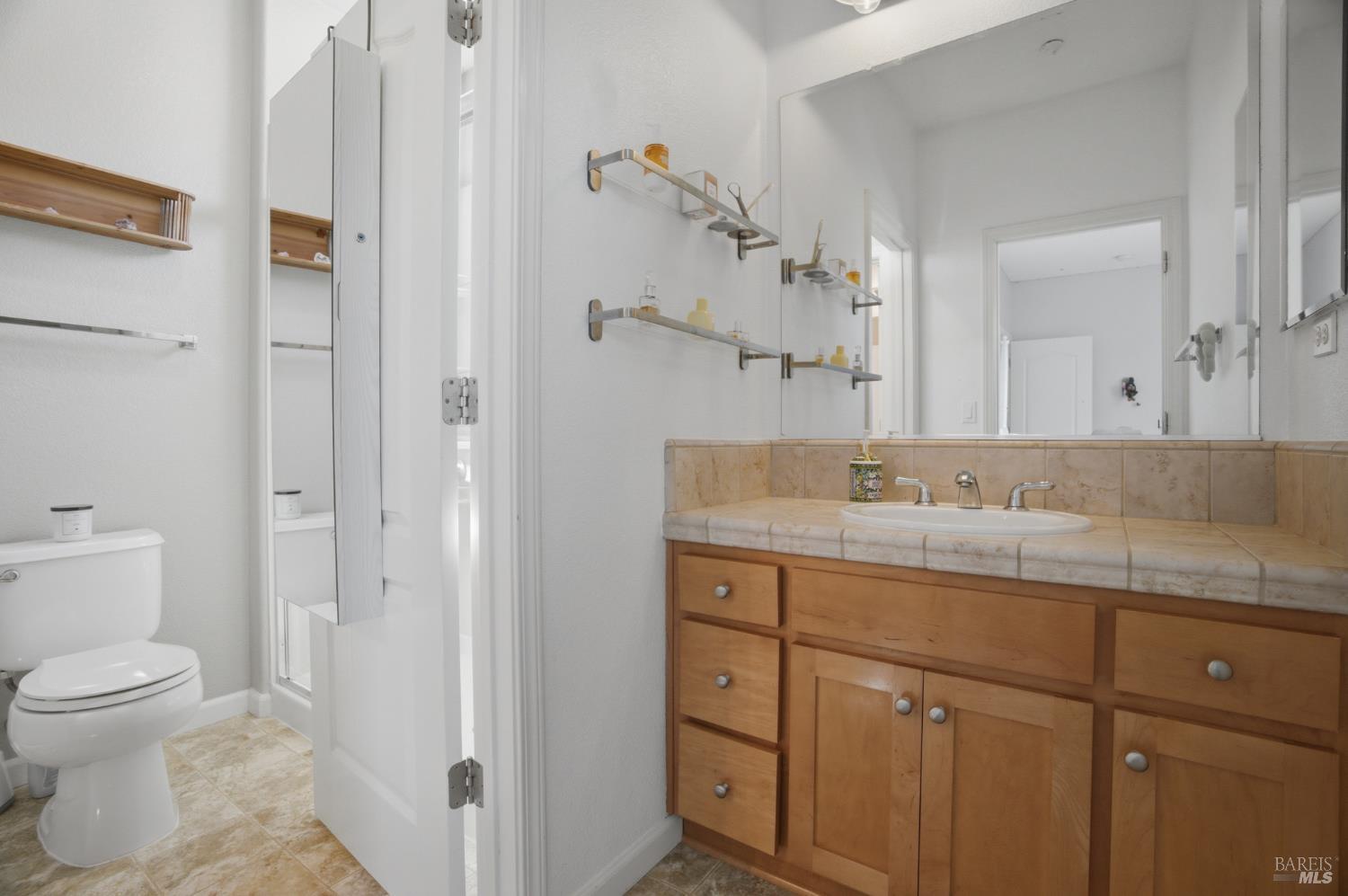 Detail Gallery Image 34 of 50 For 836 Antiquity Dr, Fairfield,  CA 94534 - 4 Beds | 3/1 Baths