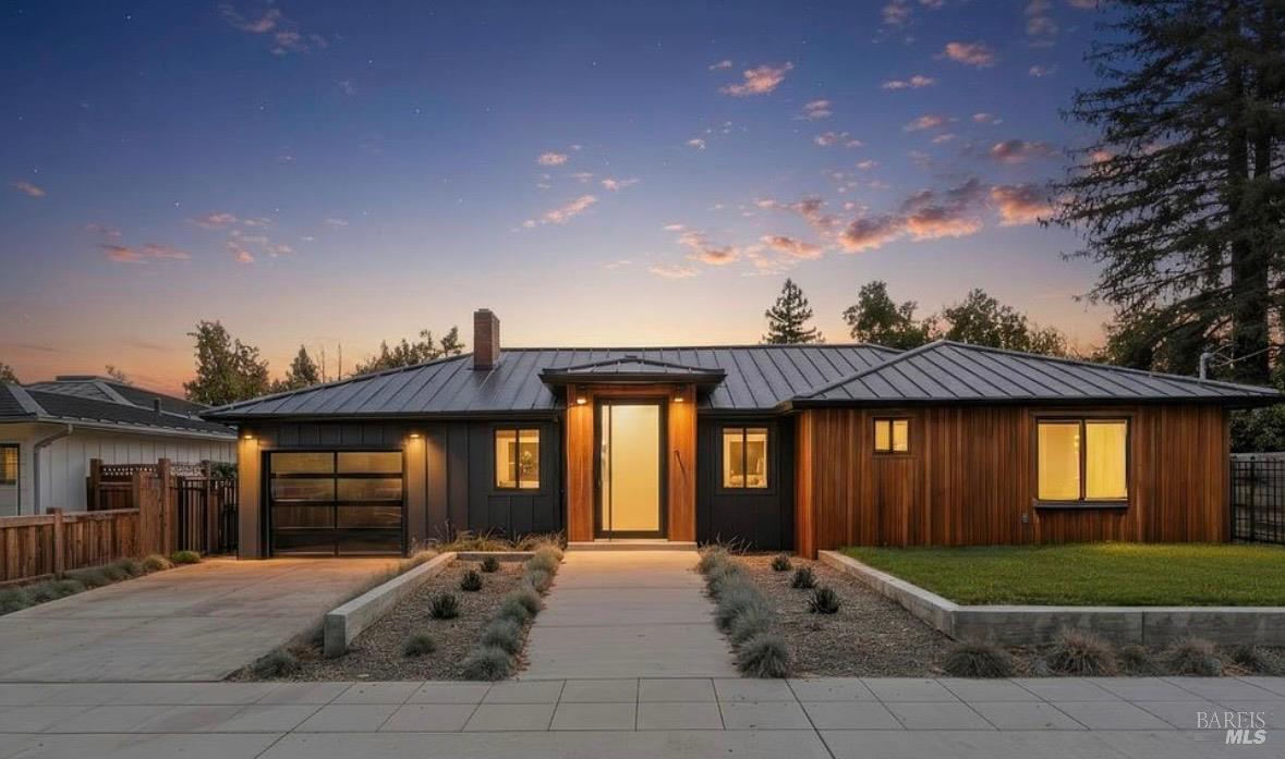 Detail Gallery Image 13 of 13 For 1317 Hillview Pl, Saint Helena,  CA 94574 - 3 Beds | 4 Baths