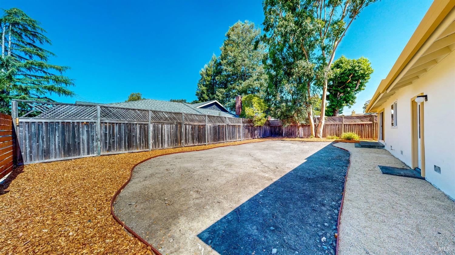 Detail Gallery Image 70 of 73 For 2257 Yucca St, Santa Rosa,  CA 95405 - 3 Beds | 2 Baths
