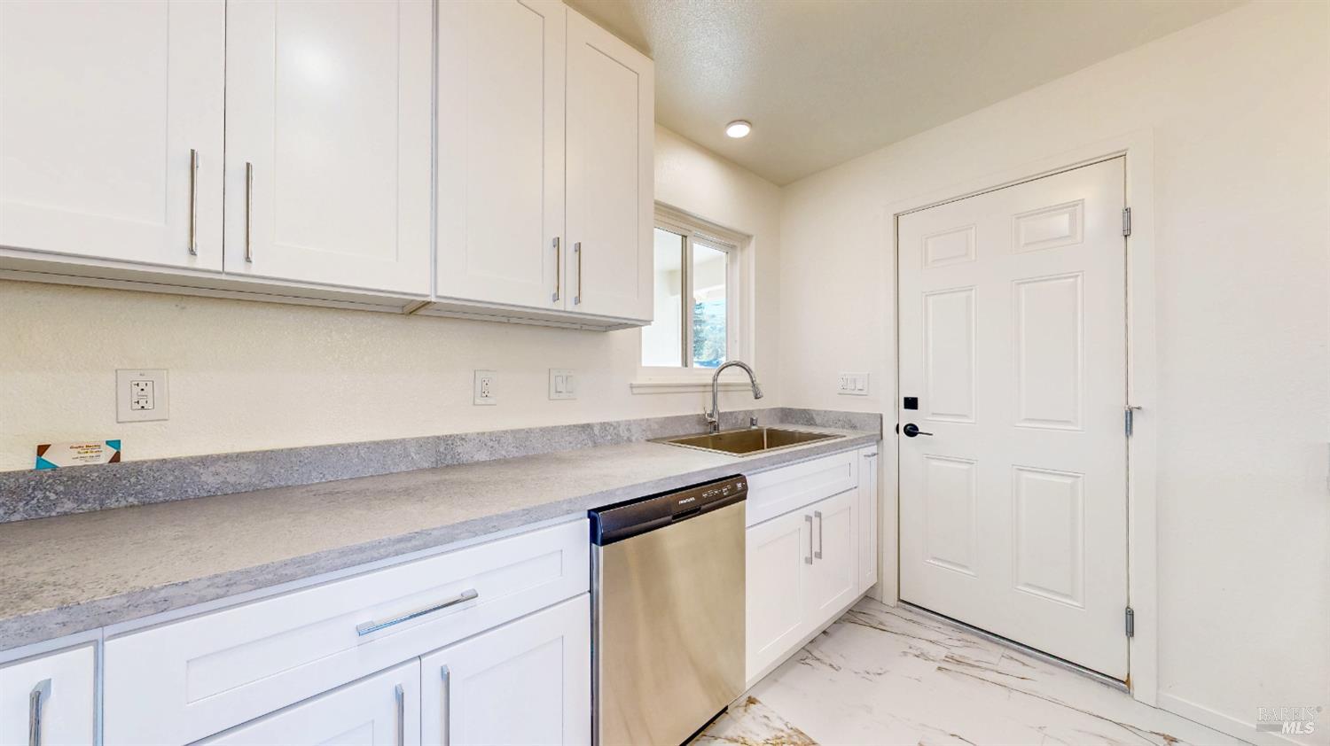 Detail Gallery Image 58 of 73 For 2257 Yucca St, Santa Rosa,  CA 95405 - 3 Beds | 2 Baths