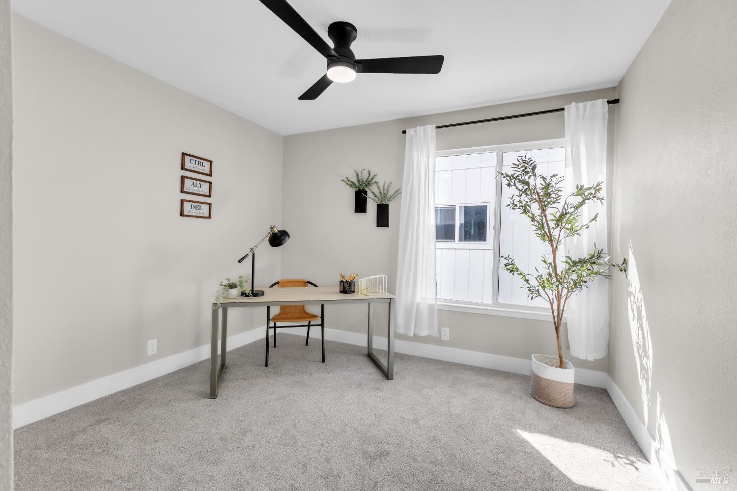 Detail Gallery Image 15 of 39 For 317 N Alamo Dr, Vacaville,  CA 95688 - 3 Beds | 2 Baths