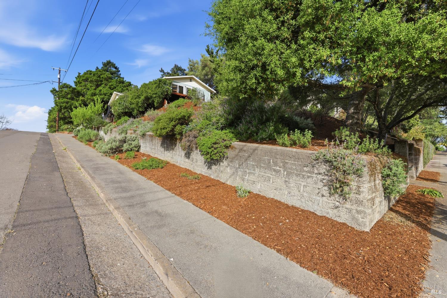 Detail Gallery Image 43 of 52 For 510 Kent St, Petaluma,  CA 94952 - 3 Beds | 2 Baths