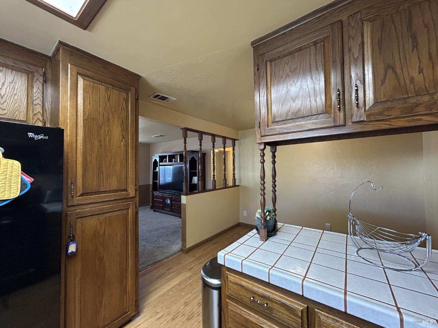 Detail Gallery Image 7 of 15 For 880 Beechwood Ave, Vallejo,  CA 94591 - 3 Beds | 1 Baths