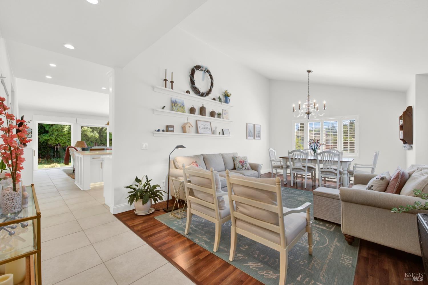 Detail Gallery Image 19 of 91 For 3225 W Pelham Ct, Fairfield,  CA 94534 - 3 Beds | 2 Baths