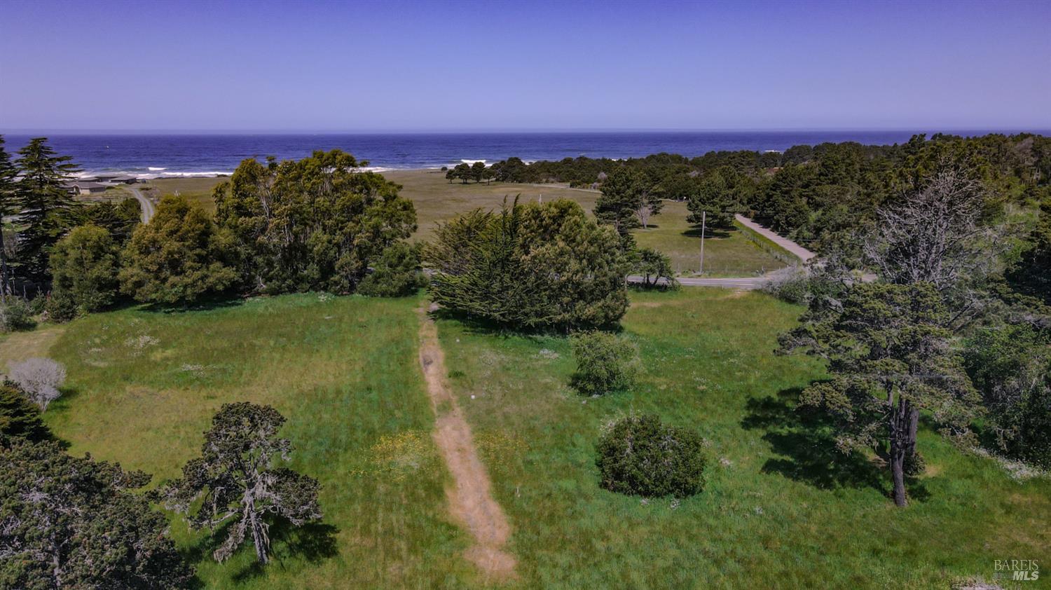 Detail Gallery Image 3 of 13 For 23401 N Highway 1 Hwy, Fort Bragg,  CA 95437 - – Beds | – Baths