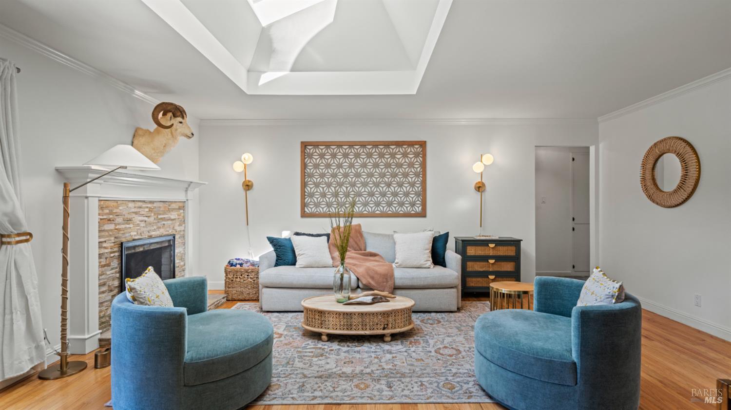 Detail Gallery Image 14 of 54 For 1427 Dawes St, Novato,  CA 94947 - 4 Beds | 3 Baths