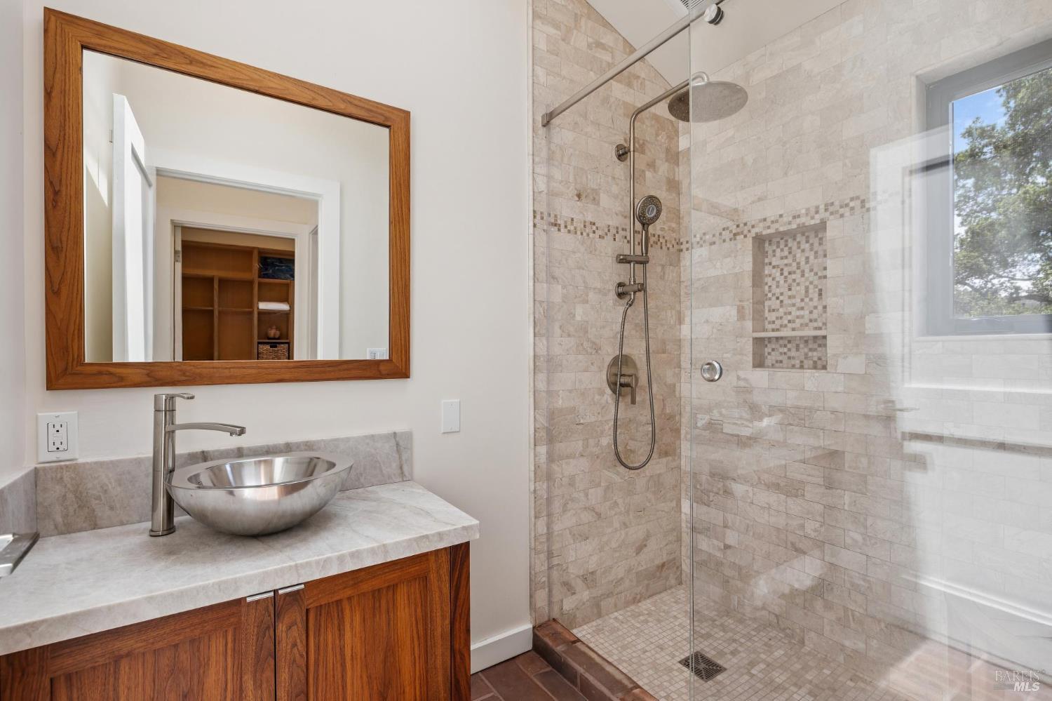 Detail Gallery Image 60 of 77 For 172 Pacheco Ave, Novato,  CA 94947 - 6 Beds | 6/1 Baths