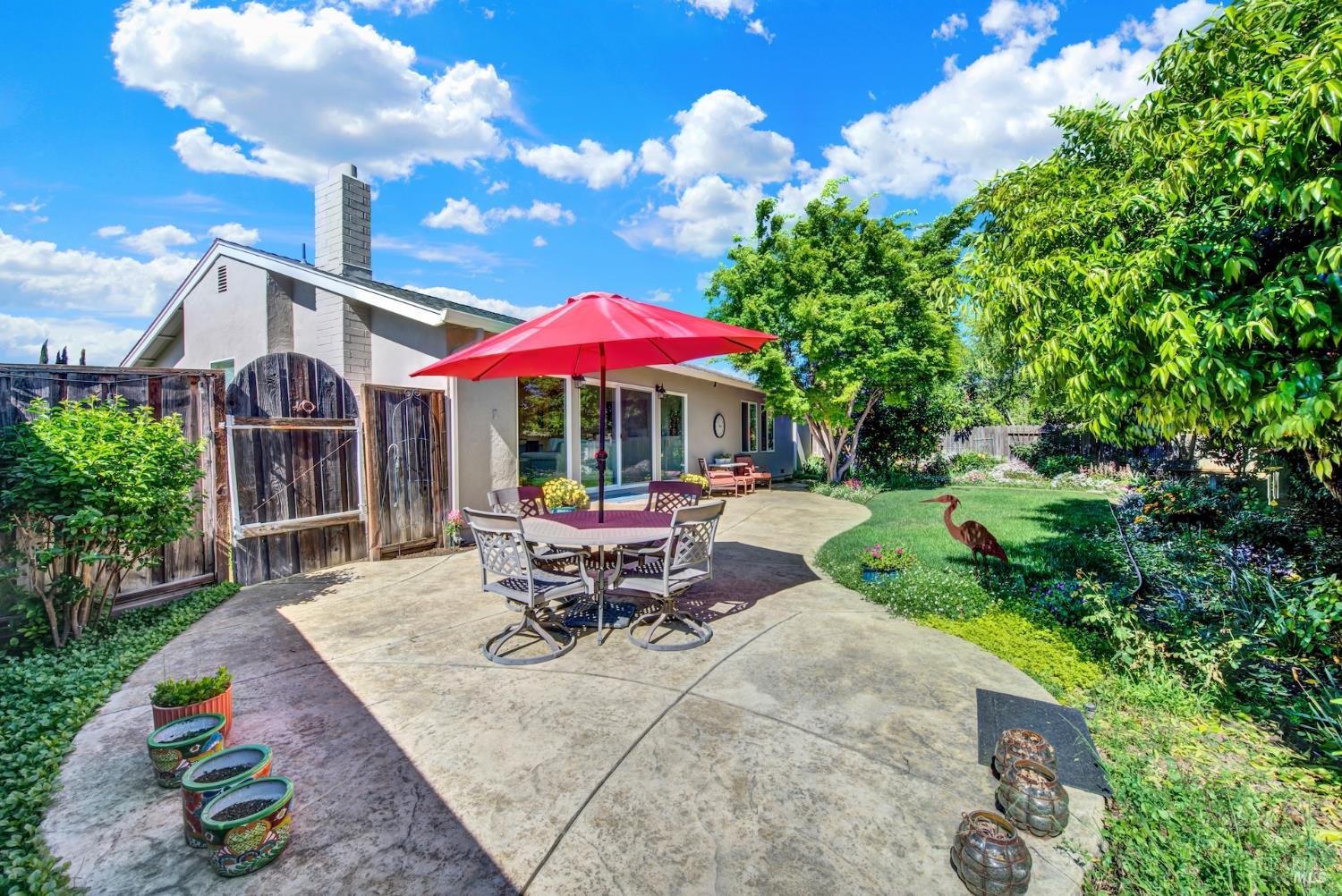 Detail Gallery Image 74 of 91 For 3225 W Pelham Ct, Fairfield,  CA 94534 - 3 Beds | 2 Baths