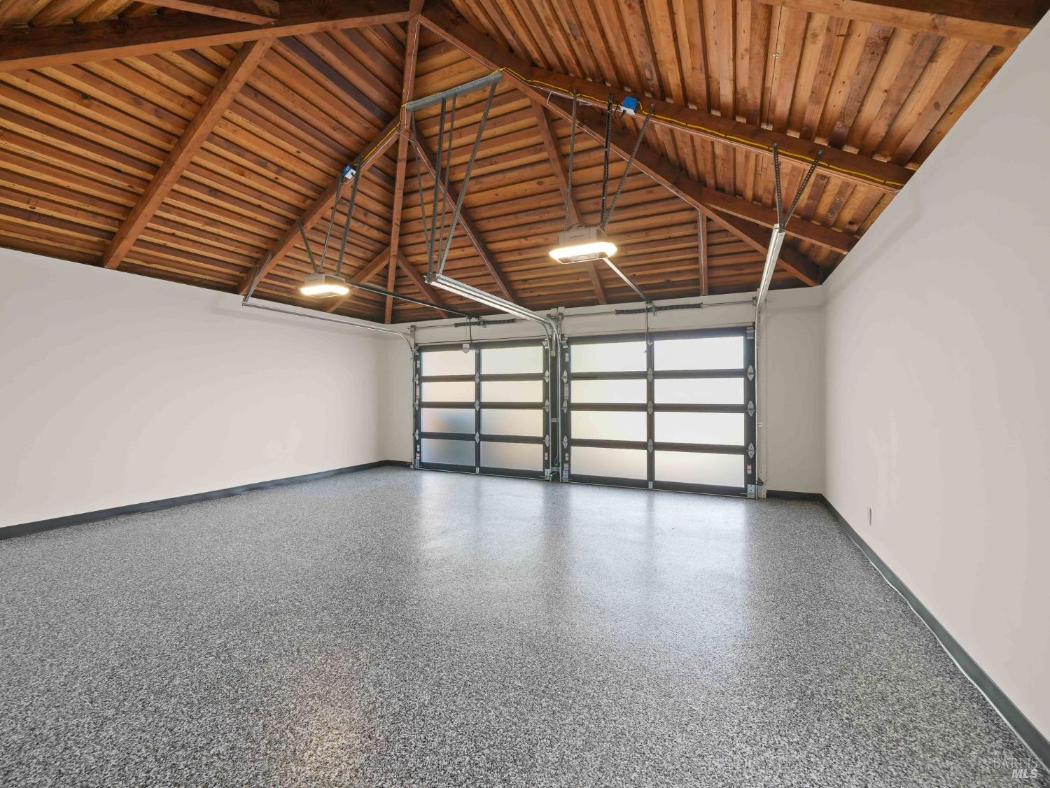 Detail Gallery Image 51 of 60 For 17 Overhill Rd, Mill Valley,  CA 94941 - 5 Beds | 2 Baths