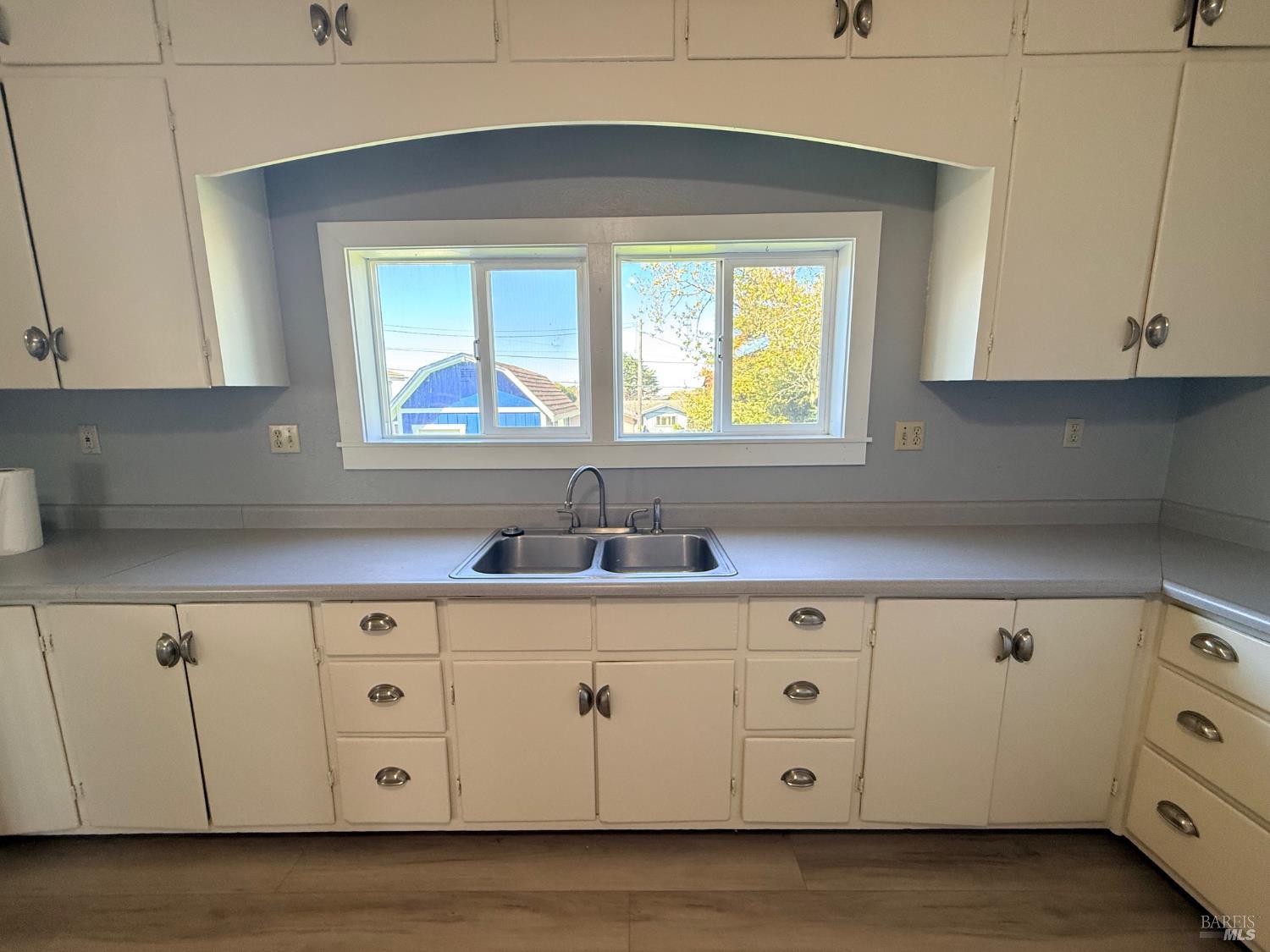 Detail Gallery Image 6 of 22 For 517 S Lincoln St, Fort Bragg,  CA 95437 - 3 Beds | 1 Baths