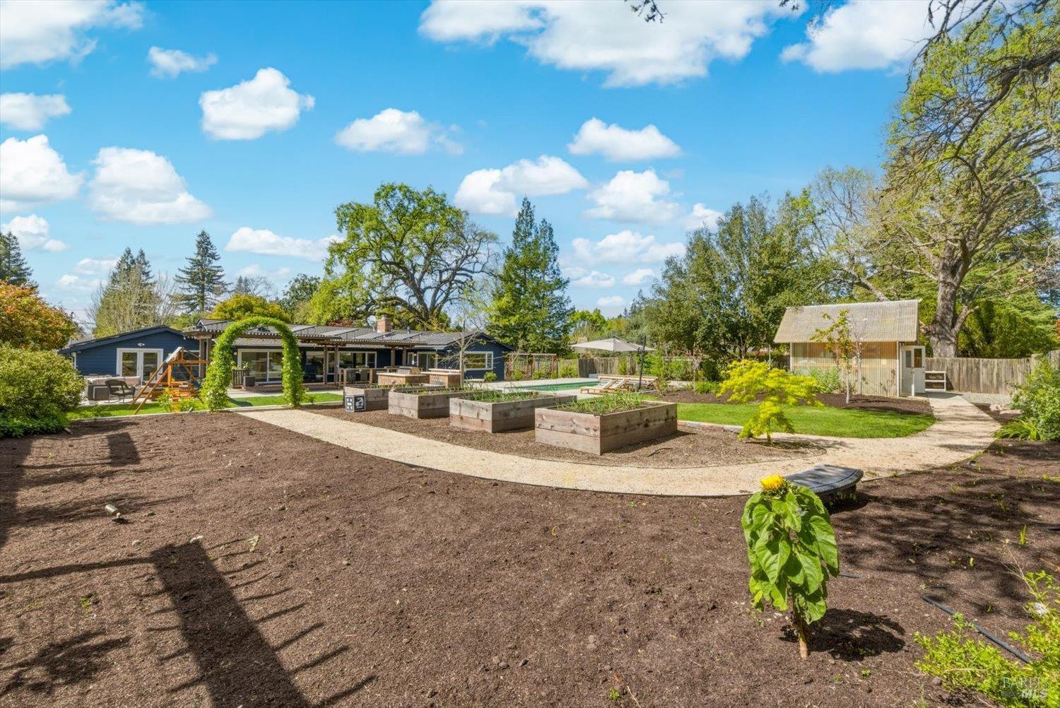 Detail Gallery Image 69 of 80 For 1038 Lorraine Dr, Napa,  CA 94558 - 4 Beds | 2 Baths