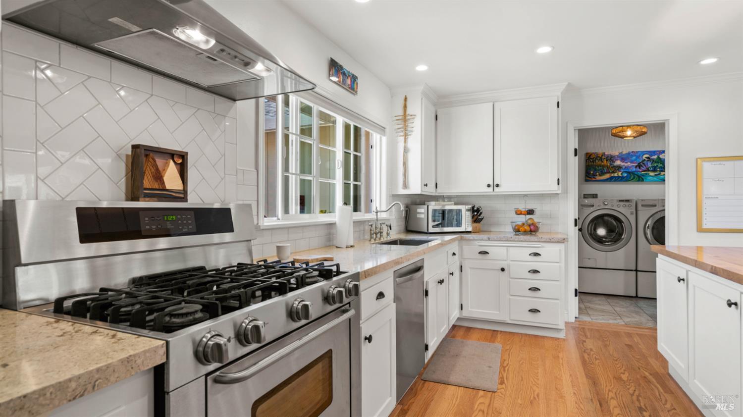 Detail Gallery Image 21 of 54 For 1427 Dawes St, Novato,  CA 94947 - 4 Beds | 3 Baths