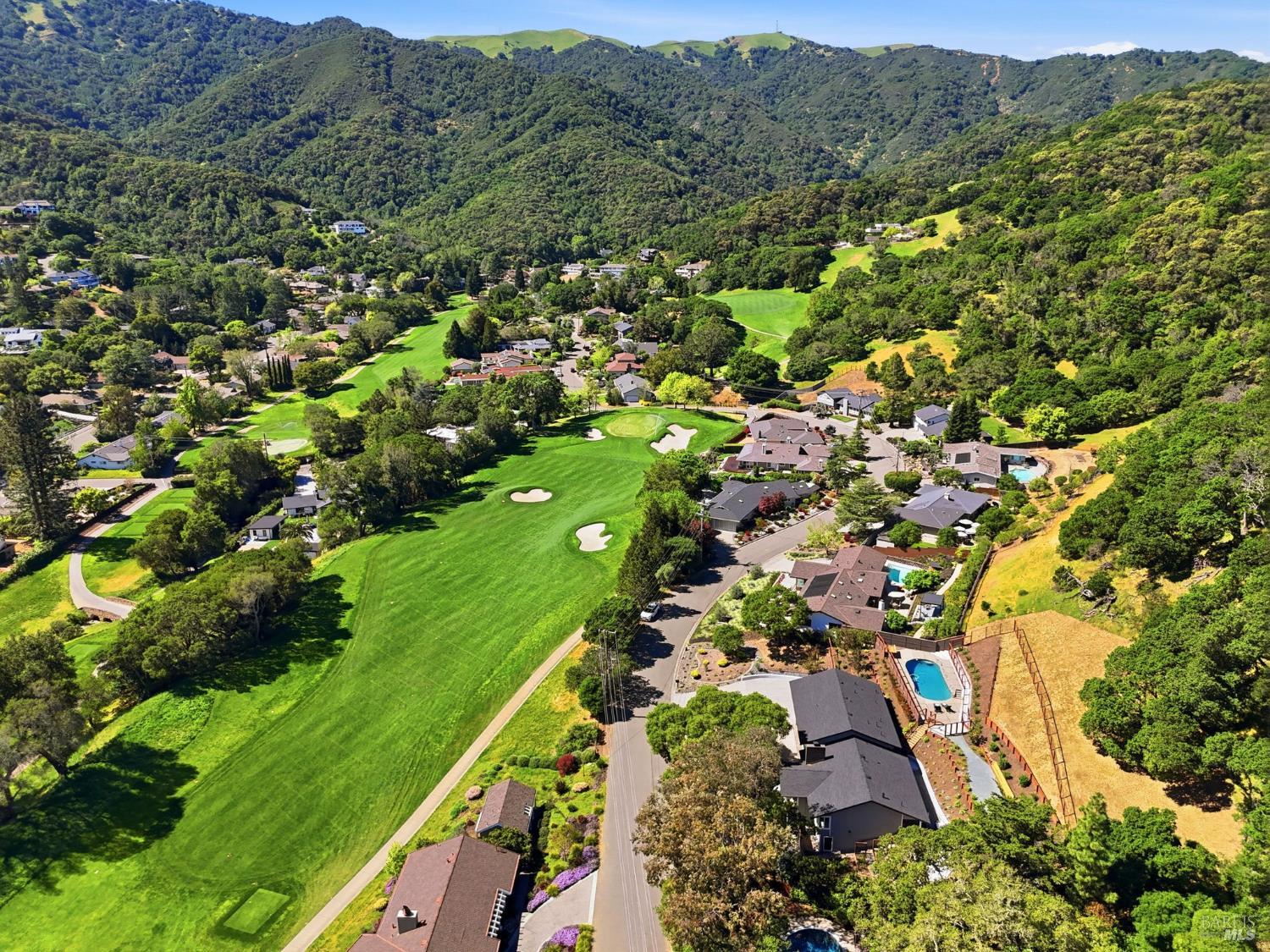 Detail Gallery Image 84 of 93 For 36 Capilano Dr, Novato,  CA 94949 - 5 Beds | 4/1 Baths
