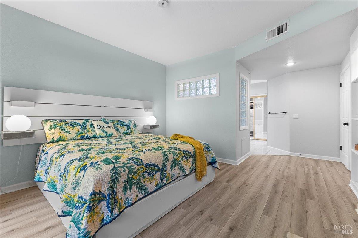 Detail Gallery Image 26 of 48 For 2070 Stonefield Ln, Santa Rosa,  CA 95403 - 2 Beds | 2/1 Baths