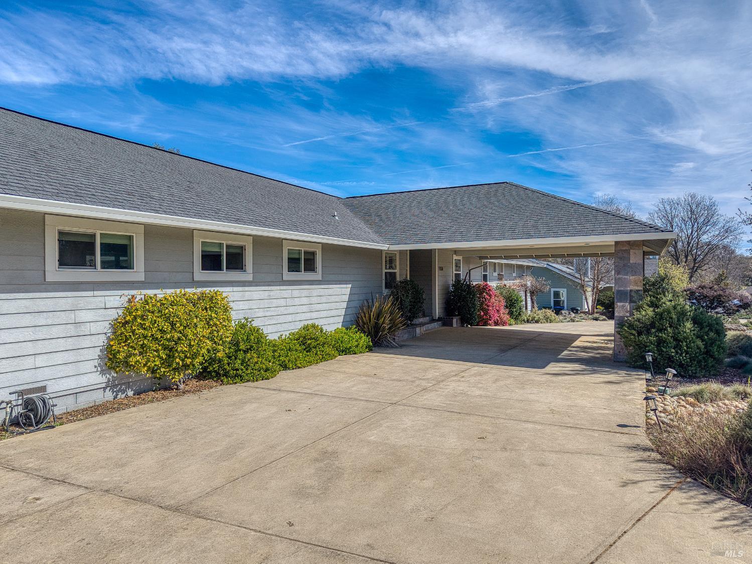 Detail Gallery Image 11 of 72 For 1050 Oak Park Way, Lakeport,  CA 95453 - 3 Beds | 2/1 Baths