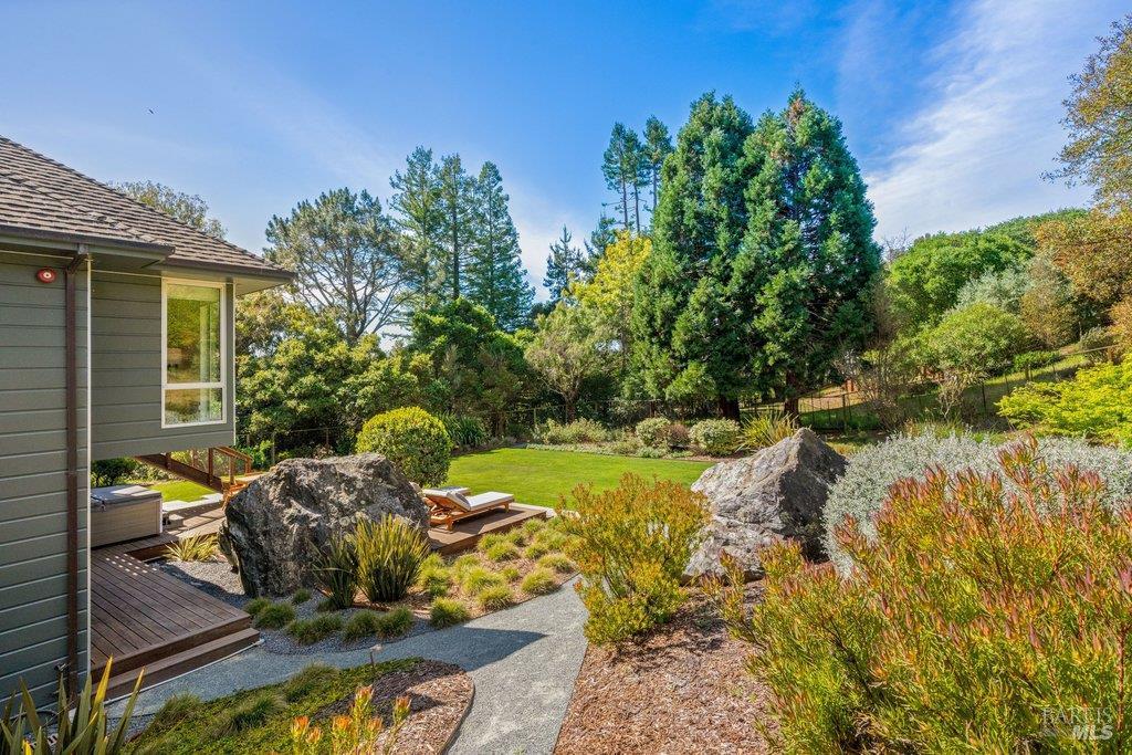 Detail Gallery Image 66 of 89 For 103 Reed Ranch Rd, Tiburon,  CA 94920 - 5 Beds | 4 Baths