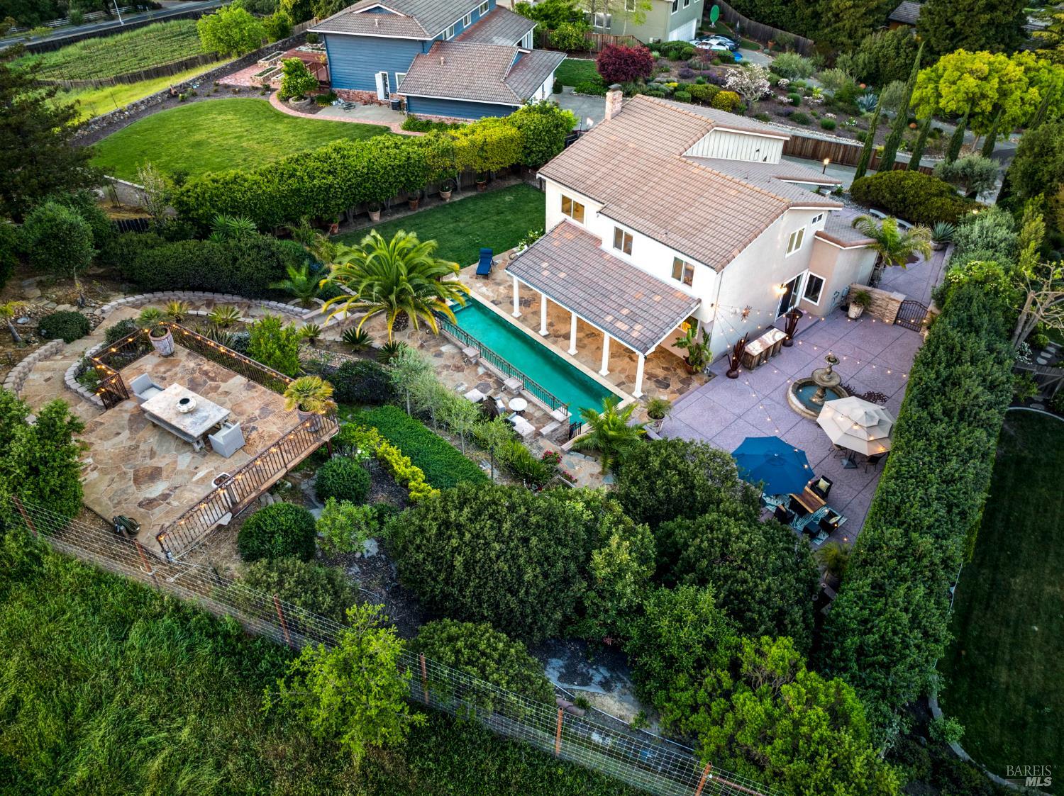 Detail Gallery Image 52 of 78 For 3207 Swiss Ct, Napa,  CA 94558 - 4 Beds | 2/1 Baths