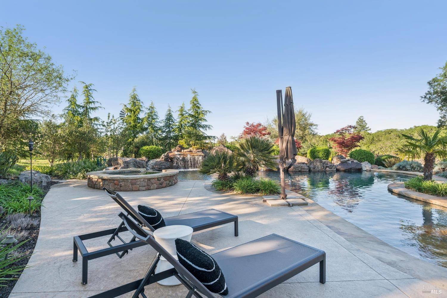 Detail Gallery Image 33 of 45 For 2575 Bennett Ridge Rd, Santa Rosa,  CA 95404 - 4 Beds | 2/1 Baths