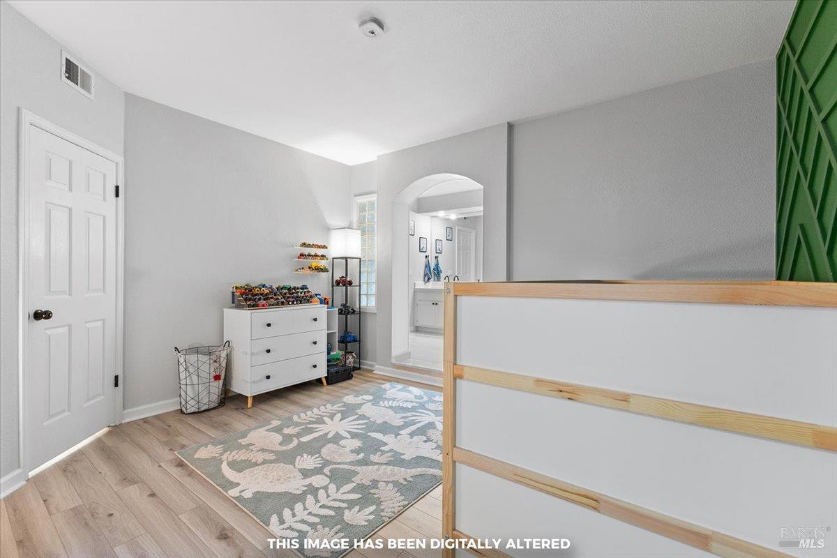 Detail Gallery Image 37 of 48 For 2070 Stonefield Ln, Santa Rosa,  CA 95403 - 2 Beds | 2/1 Baths