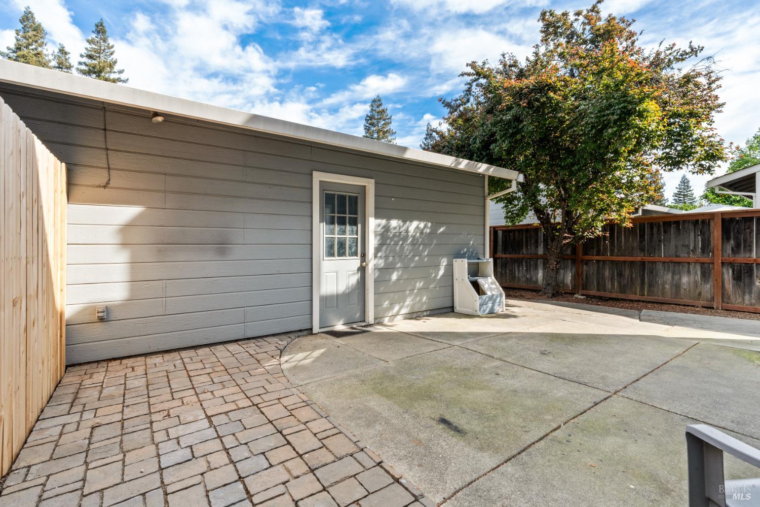 Detail Gallery Image 30 of 51 For 131 Cambridge Dr, Vacaville,  CA 95687 - 3 Beds | 2/1 Baths