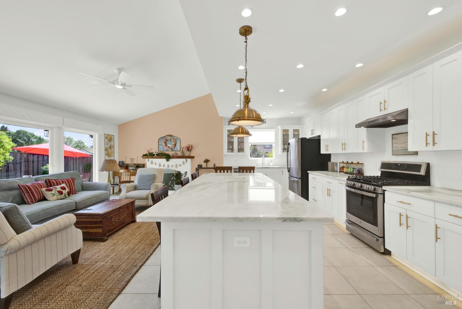 Detail Gallery Image 31 of 91 For 3225 W Pelham Ct, Fairfield,  CA 94534 - 3 Beds | 2 Baths