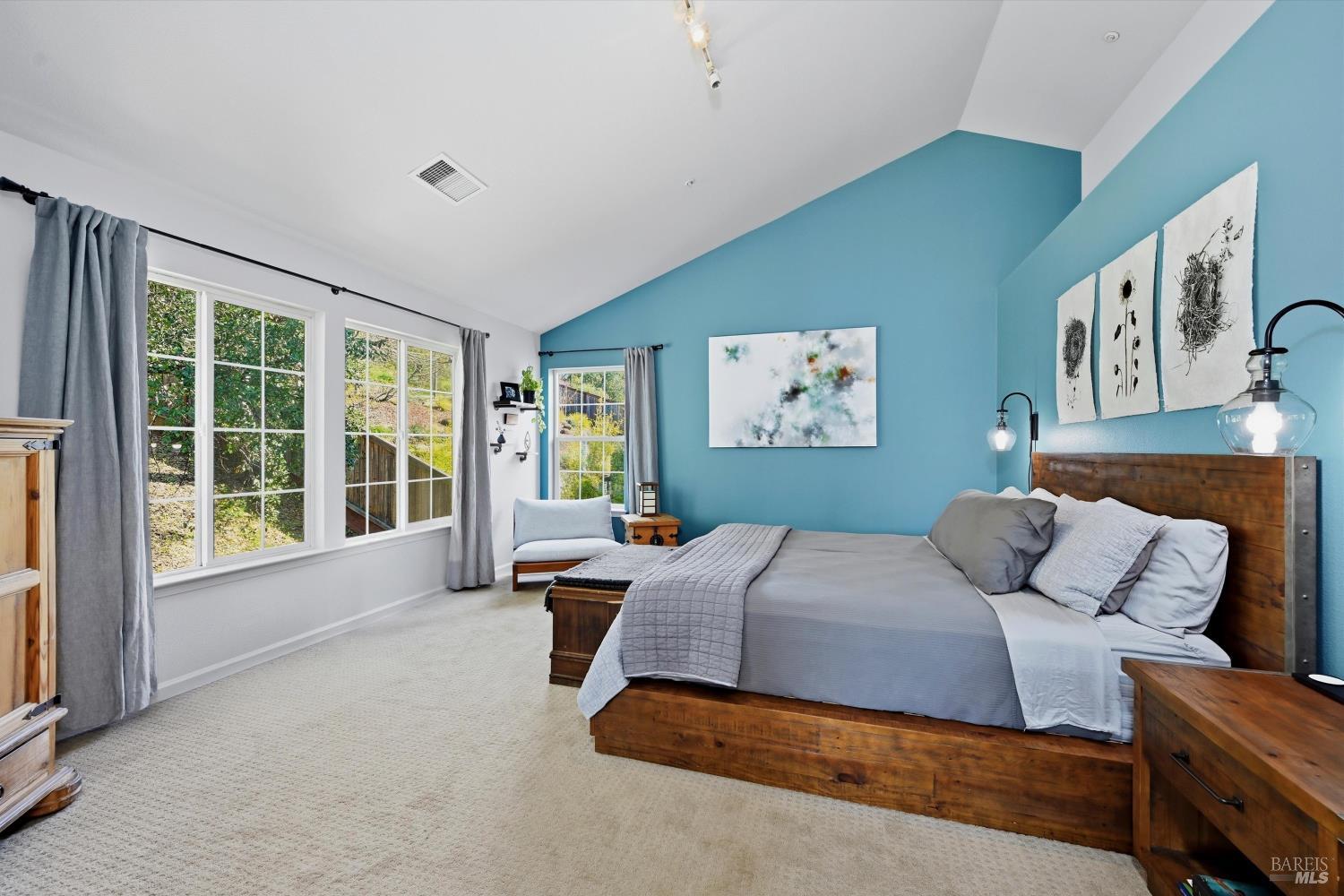 Detail Gallery Image 26 of 47 For 104 Village Oaks Ct, Healdsburg,  CA 95448 - 4 Beds | 2/1 Baths
