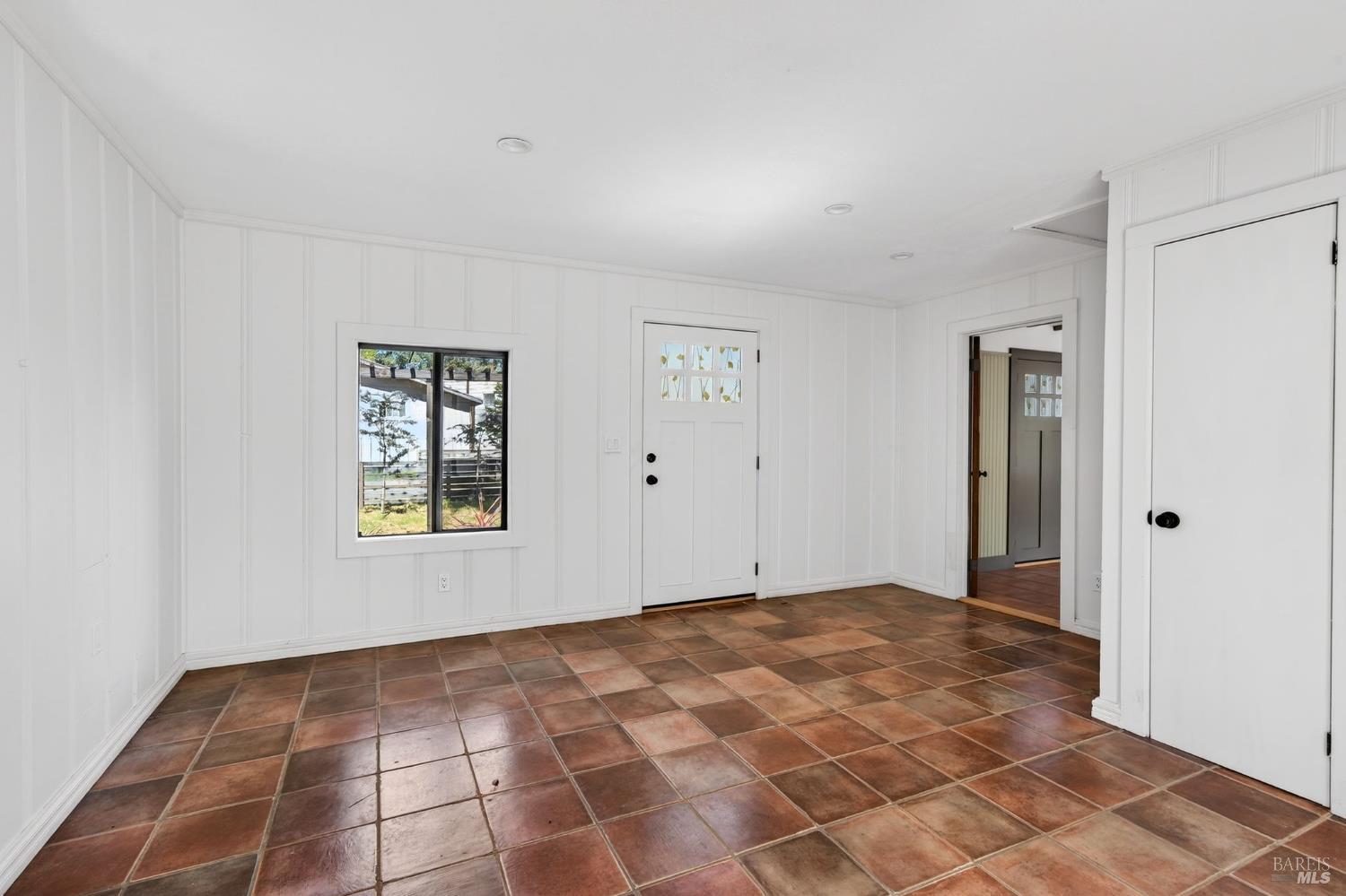 Detail Gallery Image 4 of 35 For 8680 128 Hwy, Philo,  CA 95466 - 1 Beds | 1 Baths