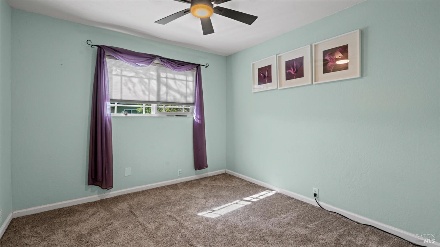 Detail Gallery Image 30 of 67 For 191 Bel Air Dr, Vacaville,  CA 95687 - 5 Beds | 2/1 Baths