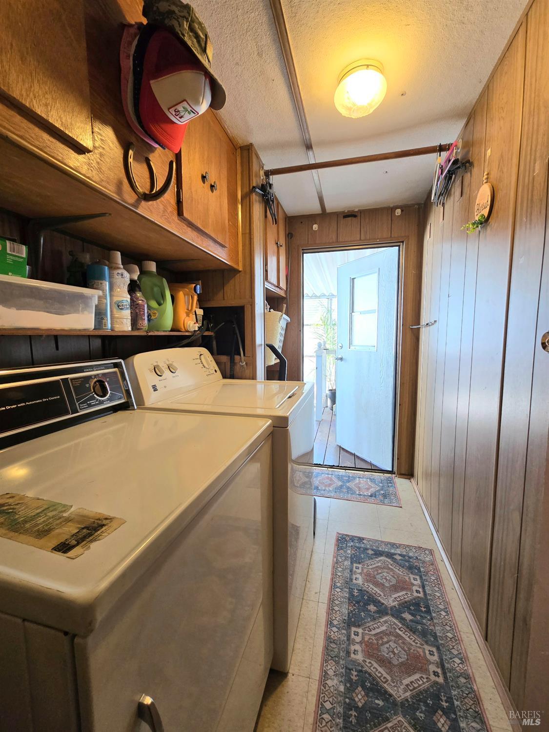 Detail Gallery Image 13 of 15 For 10755 Mobile Village Way 3, Willits,  CA 95490 - 2 Beds | 1/1 Baths