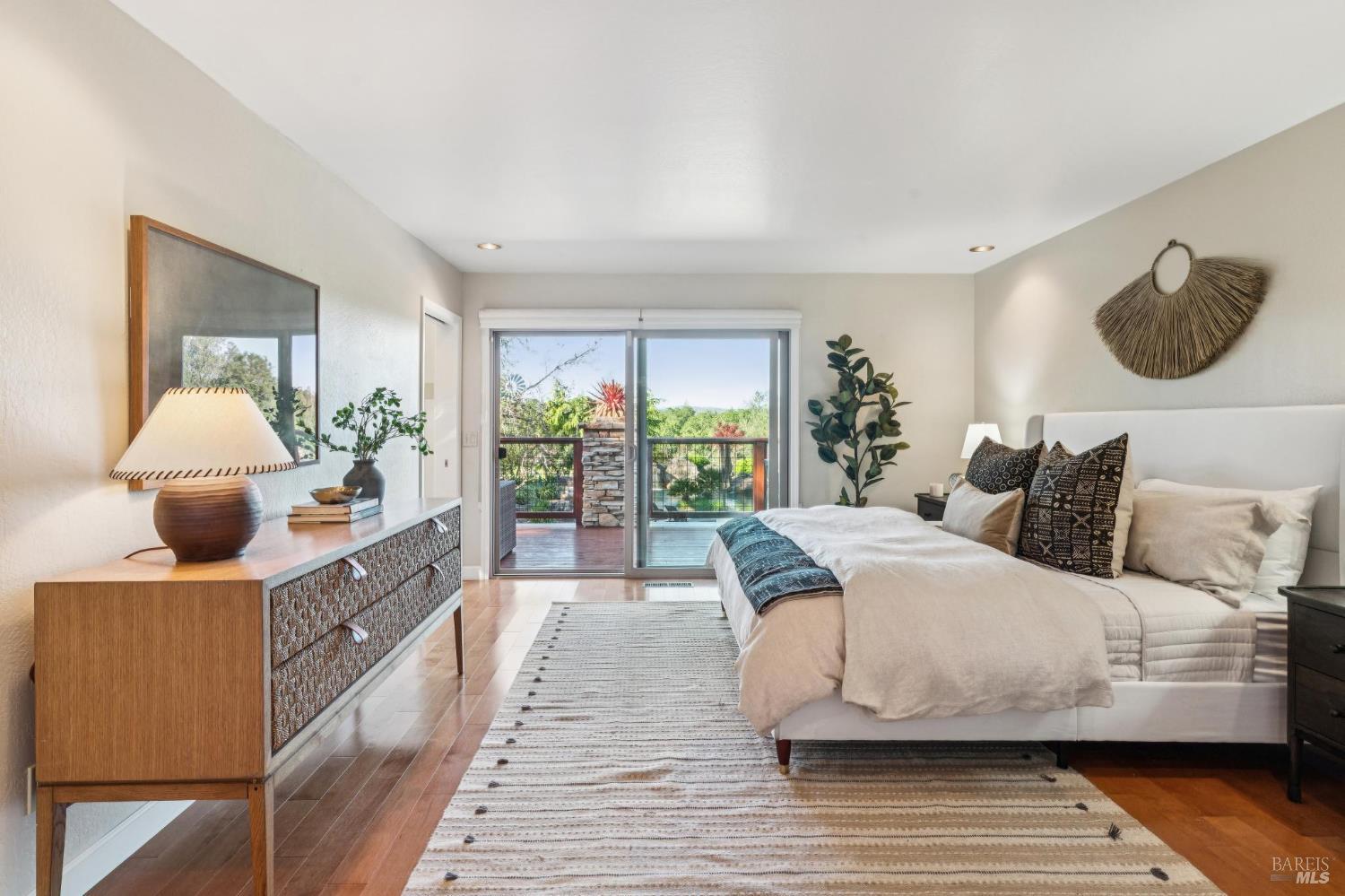 Detail Gallery Image 19 of 45 For 2575 Bennett Ridge Rd, Santa Rosa,  CA 95404 - 4 Beds | 2/1 Baths