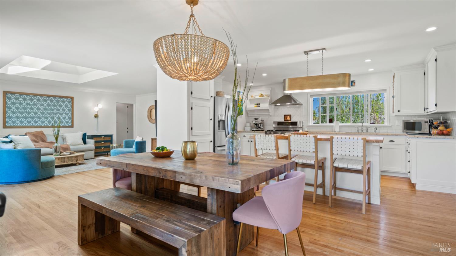 Detail Gallery Image 2 of 54 For 1427 Dawes St, Novato,  CA 94947 - 4 Beds | 3 Baths