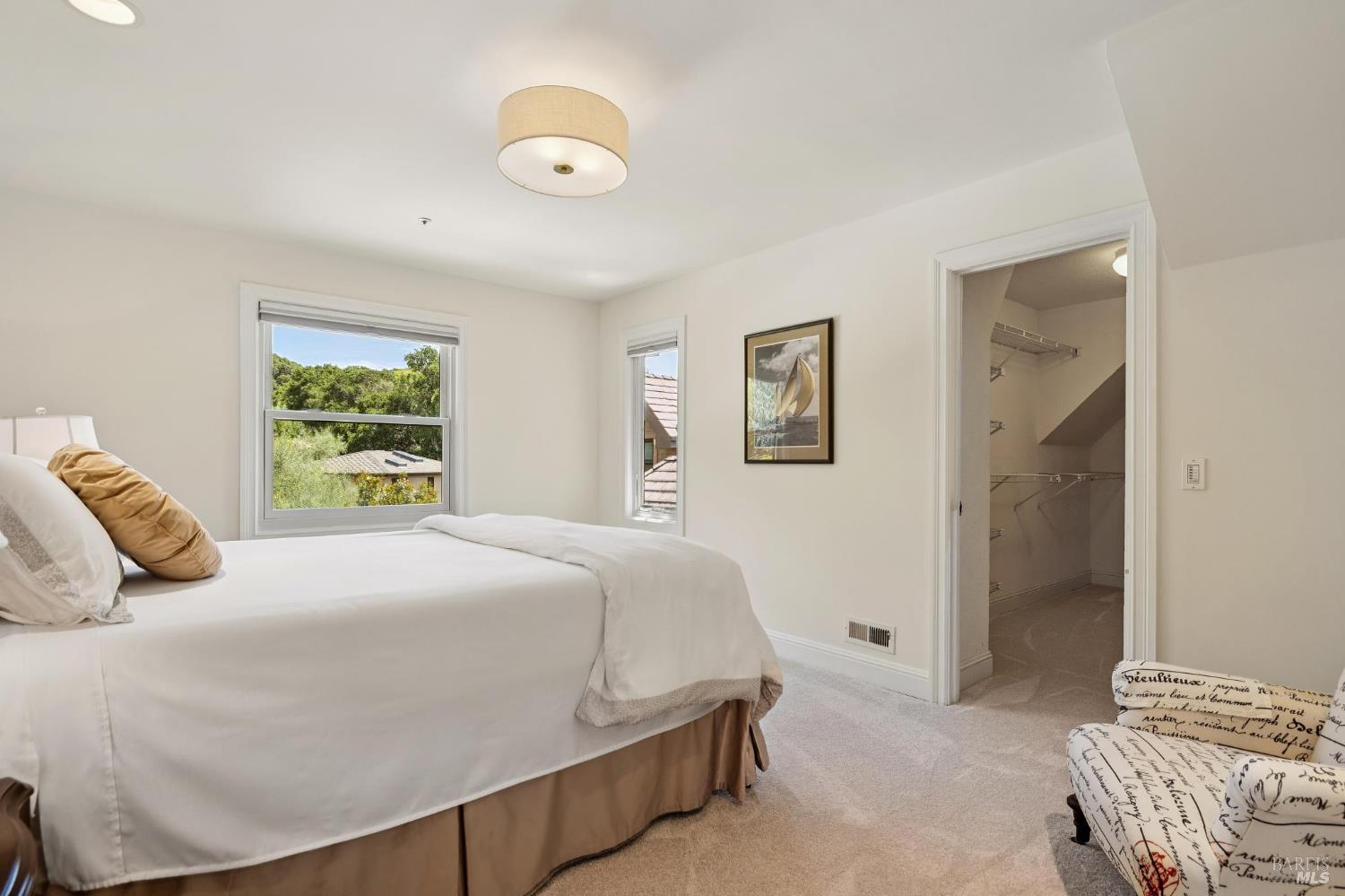 Detail Gallery Image 37 of 77 For 172 Pacheco Ave, Novato,  CA 94947 - 6 Beds | 6/1 Baths