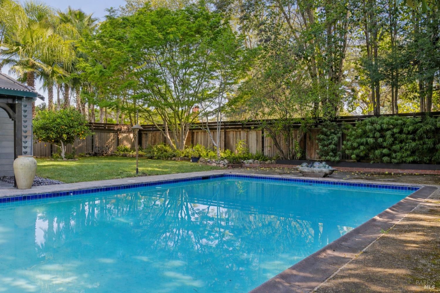 Front Image Thumbnail for BA326024185